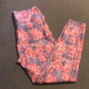 Demi lovato fabletics